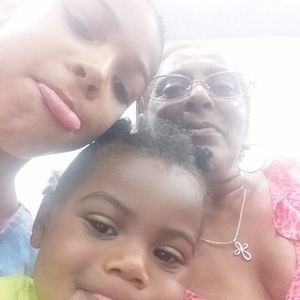 Meet your Posher, Shaunee'